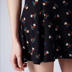 Topshop Petite black skirt w/flowers
